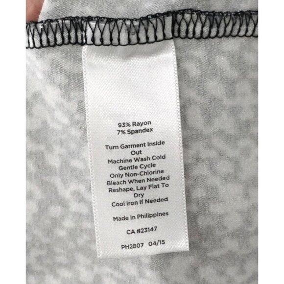 Talbots Black White V-Neck Stretch Career Blouse Formal Top Shirt Size LP - Picture 4 of 4